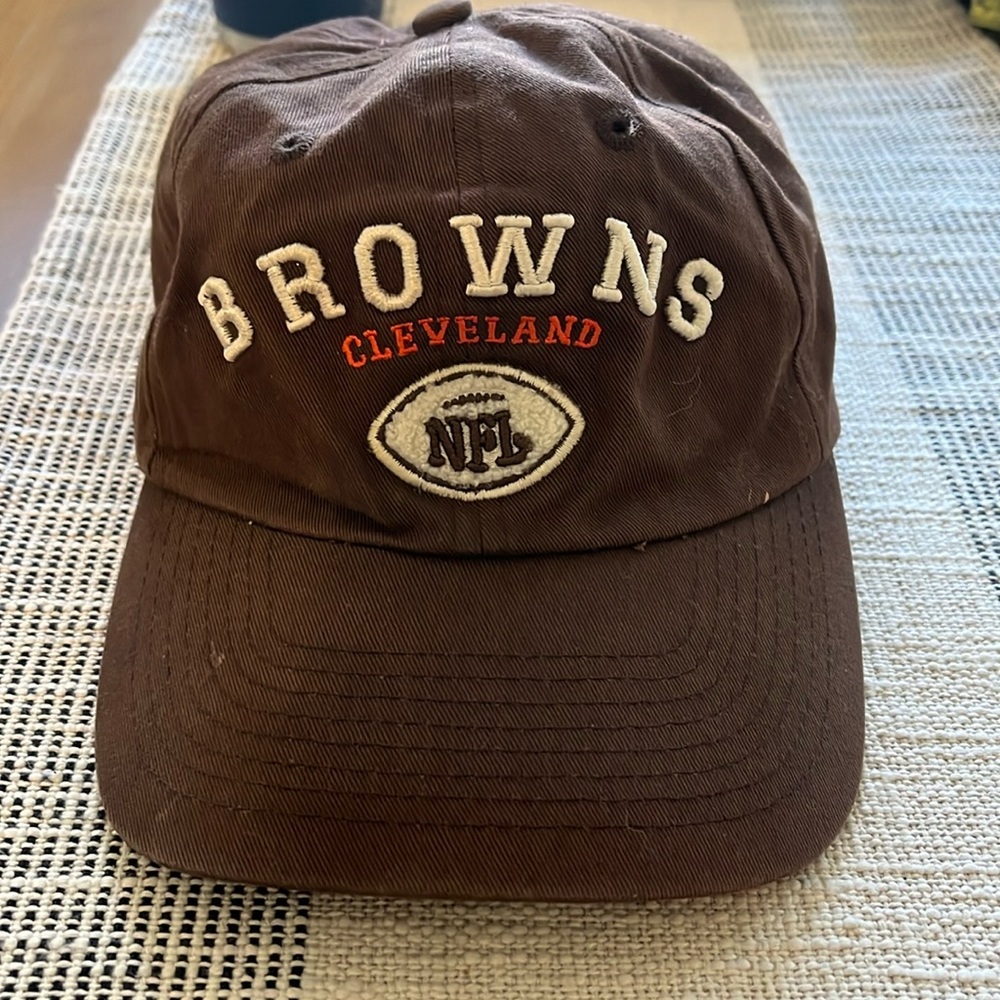 Cleveland Browns NFL authentic team apparel ball cap. One size